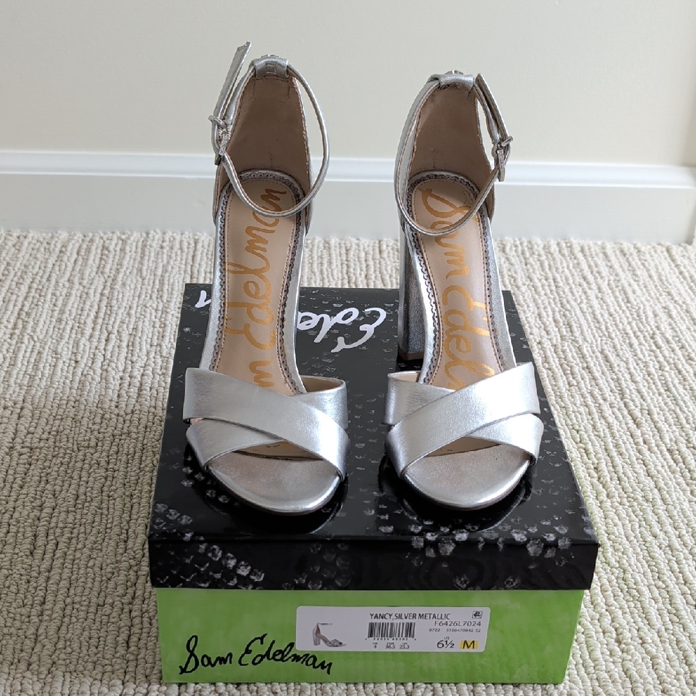 Sam Edelman Yancy Silver Metallic Heels